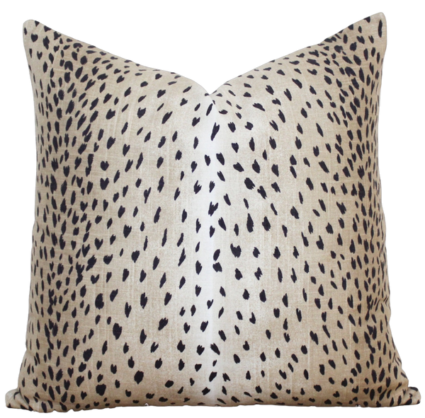 Antelope Pillow Cover Black | Evelyn Black