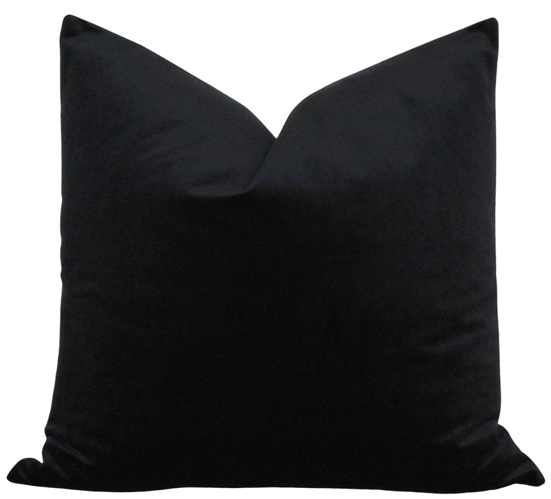 Black velvet discount pillow case