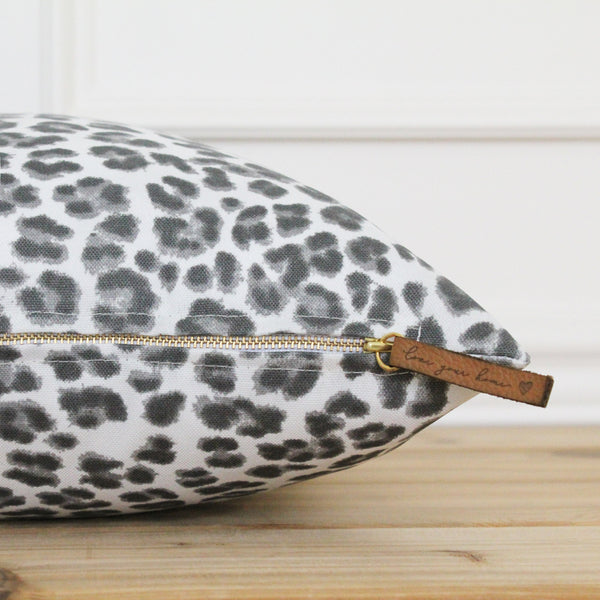 Gray Leopard Outdoor Pillow Cover | Lania